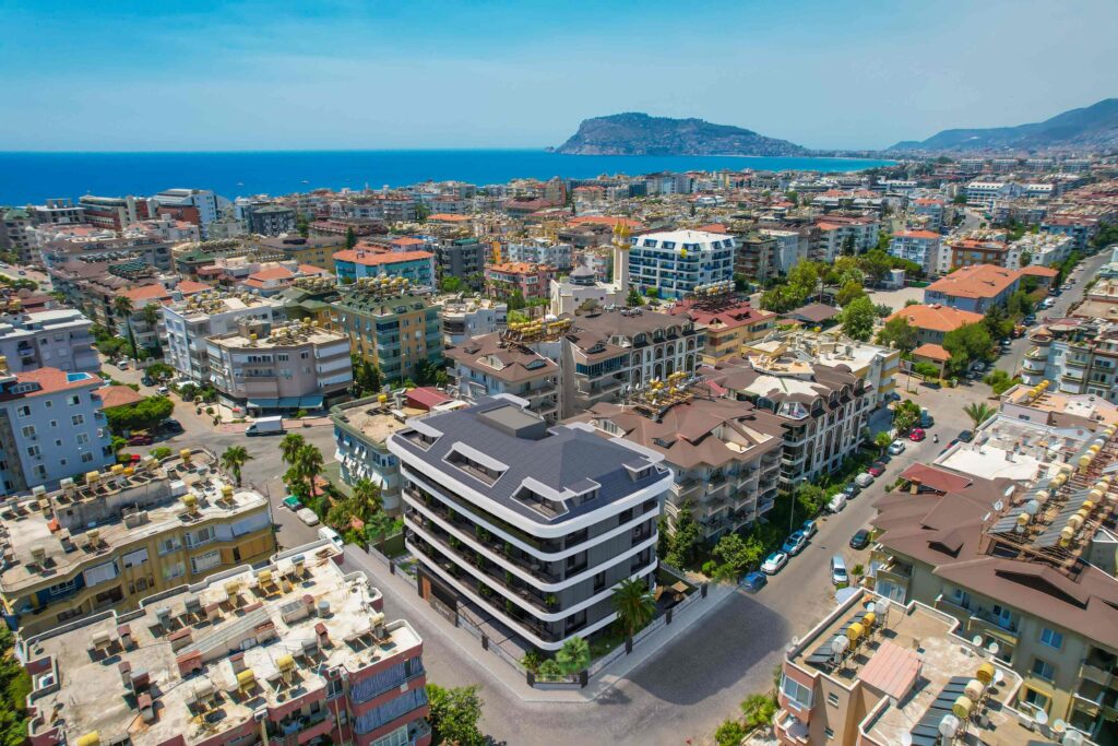 Luxurious Apartments Near the Beach in Oba, Alanya - Perfect for Your Dream Home!