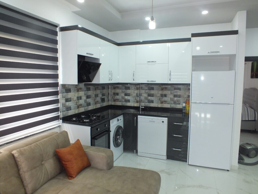 Furnished 1+1 American Kitchen Apartment for Sale in Alanya Avsallar